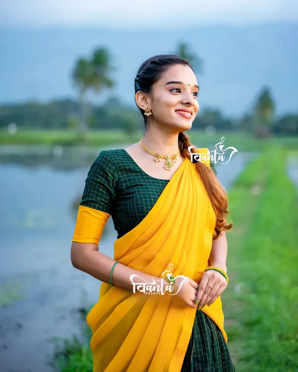 Kanjivaram_Silk_Zari_Half_Saree_Lehenga_With_Blouse_Along_With_Banarsi_Silk_Dupatta