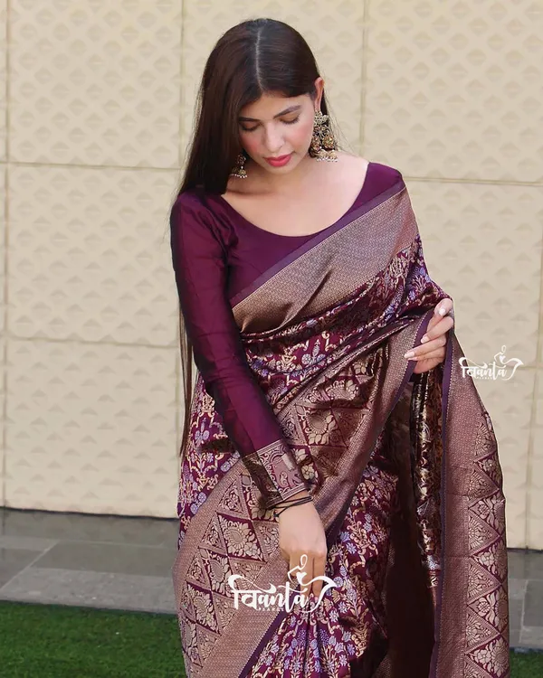 Purple_Woven_Kanjivaram_Banarasi_Jacquard_Sari