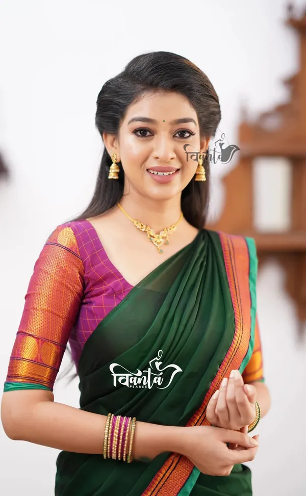 Magenta_shade_and_Green_tone_Cotton_Halfsaree