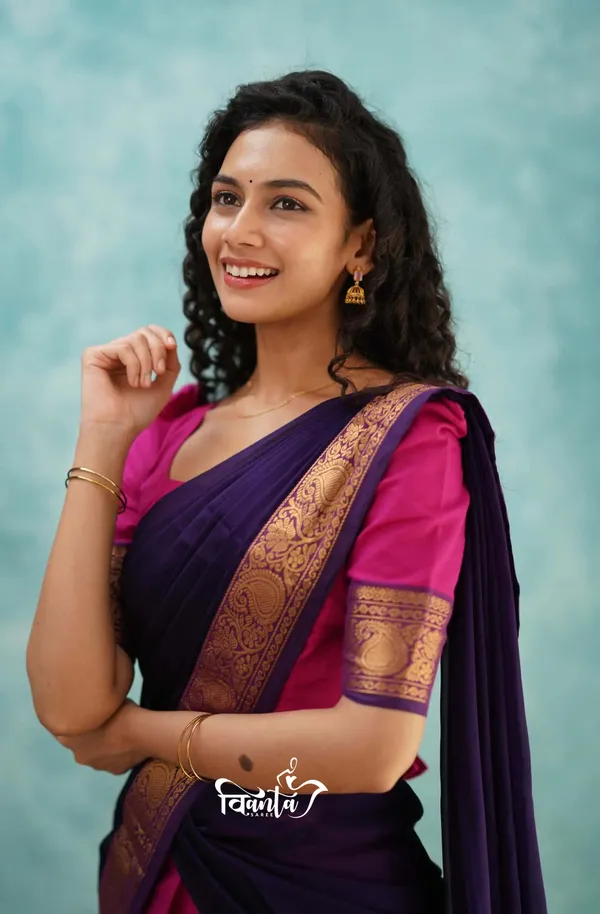 Kanjivaram_Silk_Zari_Half_Saree_Lehenga_With_Blouse_Along_With_Banarsi_Silk_Dupatta