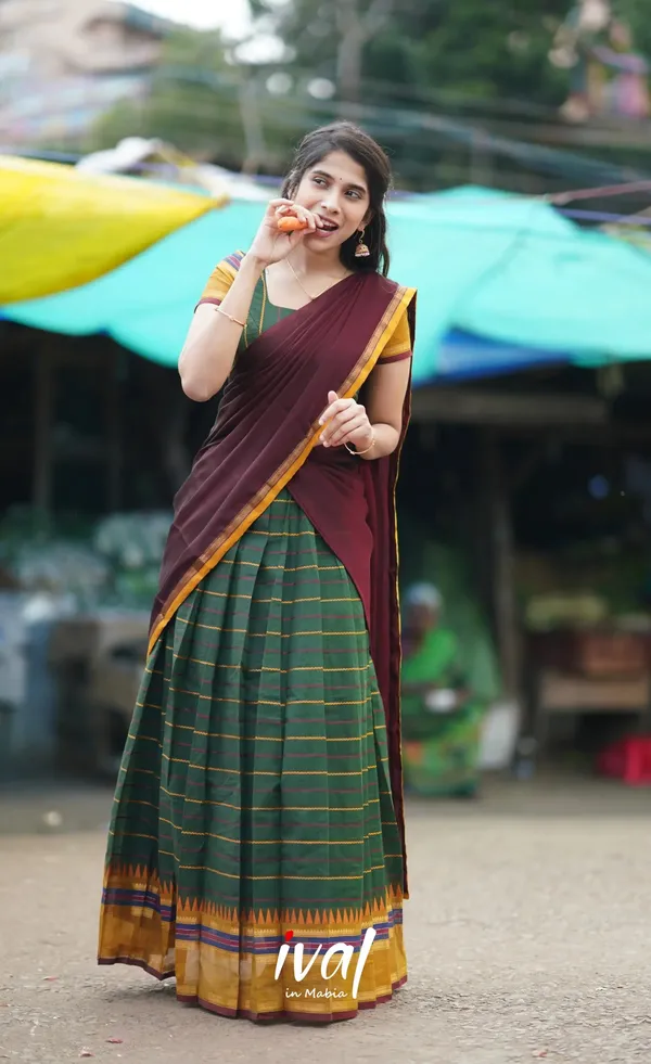 Padmaja_-_Green_and_Mroon_Cotton_Halfsaree