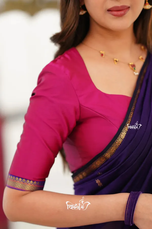 Blue_Maheswari_Silk_Wedding_&_Party_Wear_Saree_&_Unstiched_Blouse_For_Women