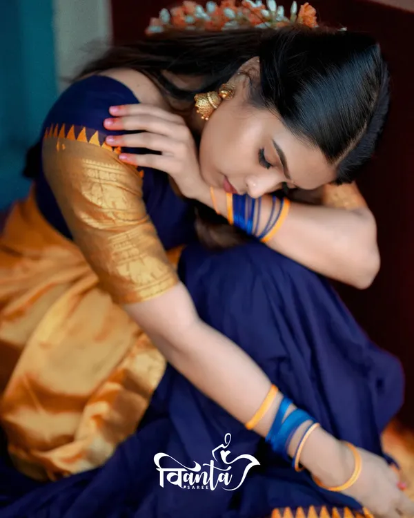 Kanjivaram_Silk_Zari_Half_Saree_Lehenga_With_Blouse_Along_With_Banarsi_Silk_Dupatta