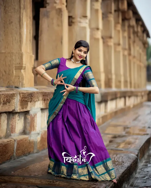 Kanjivaram_Silk_Zari_Half_Saree_Lehenga_With_Blouse_Along_With_Banarsi_Silk_Dupatta