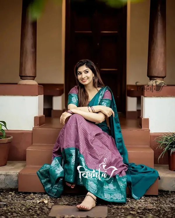 Kanjivaram_Silk_Zari_Half_Saree_Lehenga_With_Blouse_Along_With_Banarsi_Silk_Dupatta