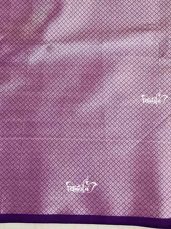 Woven_Kanjivaram_,_Banarasi_Jacquard_Saree