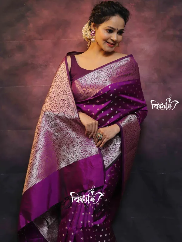 Woven_Kanjivaram_,_Banarasi_Jacquard_Saree