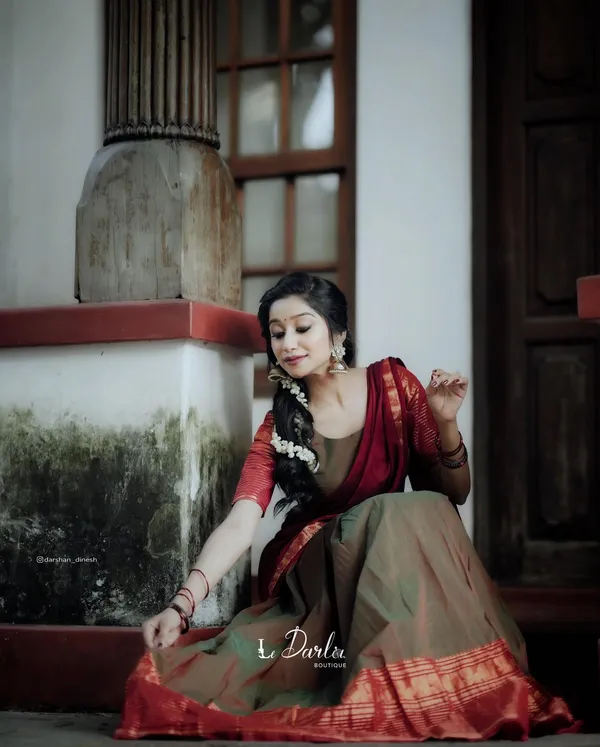 Kanjivaram_Silk_Zari_Half_Saree_Lehenga_With_Blouse_Along_With_Banarsi_Silk_Dupatta