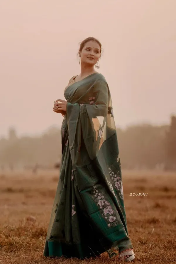Premium_Banarasi_Silk_Chanderi_Saree