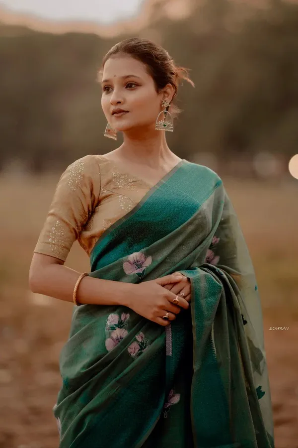 Premium_Banarasi_Silk_Chanderi_Saree