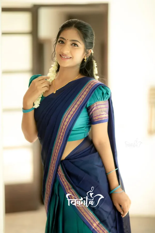 Rama_Kanjivaram_Soft_Silk_Wedding_&_Party_Wear_Half_Saree_&_Unstiched_Blouse_For_Women
