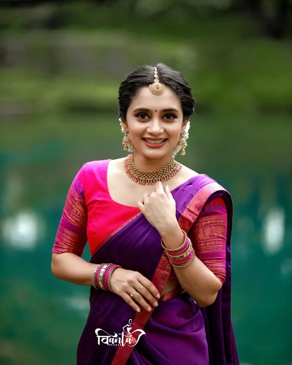 Kanjivaram_Silk_Zari_Half_Saree_Lehenga_With_Blouse_Along_With_Banarsi_Silk_Dupatta