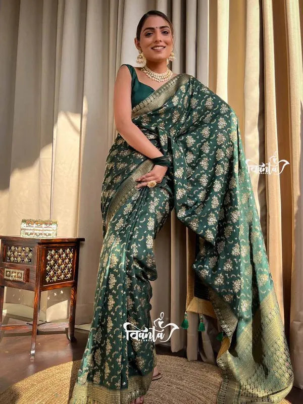 Woven_Kanjivaram,Banarasi_Jacquard_Soft_Silk_Saree