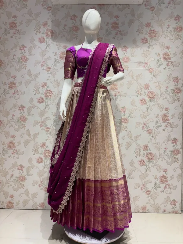 Kanjivaram_Silk_Zari_Half_Saree_stitched-Lehenga_With_Blouse_Along_With_Banarsi_Silk
