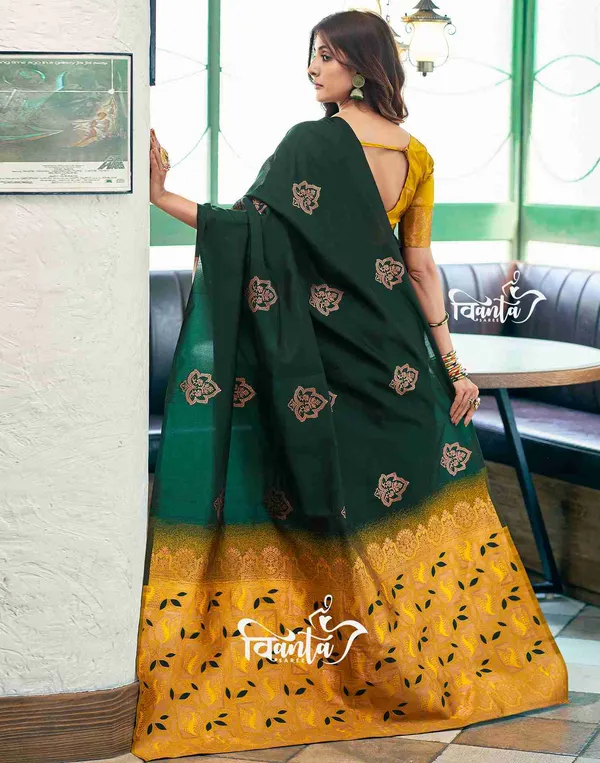 Woven_Kanjivaram_Jacquard_Banarasi_Saree