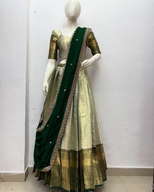 Kanjivaram_Silk_Zari_Half_Saree_stitched-Lehenga_With_Blouse_Along_With_Banarsi_Silk