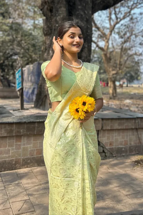 Premium_Banarasi_Silk_Chanderi_Saree