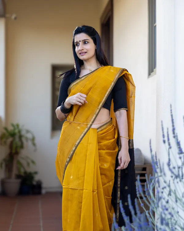 Maheswari_Silk_Cotton_Saree_-_Gold_and_Black
