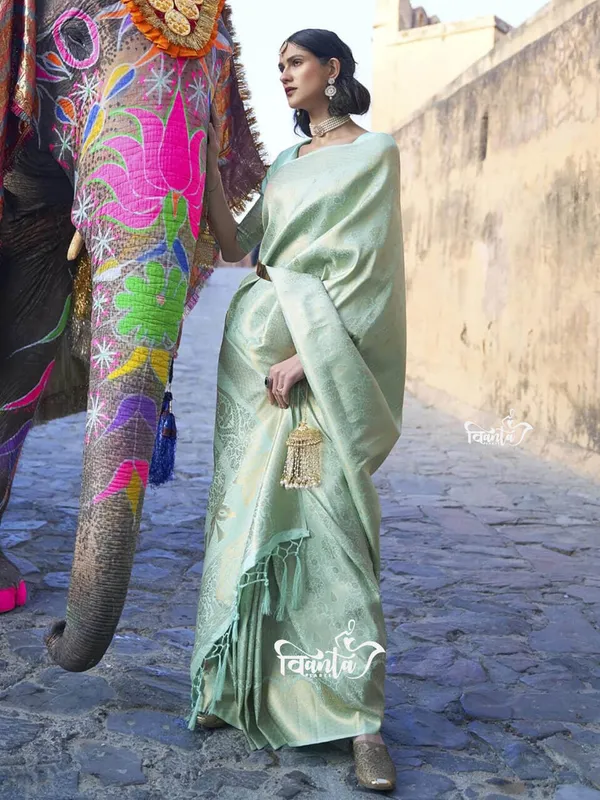 Woven_Kanjivaram,Banarasi_Jacquard_Soft_Silk_Saree