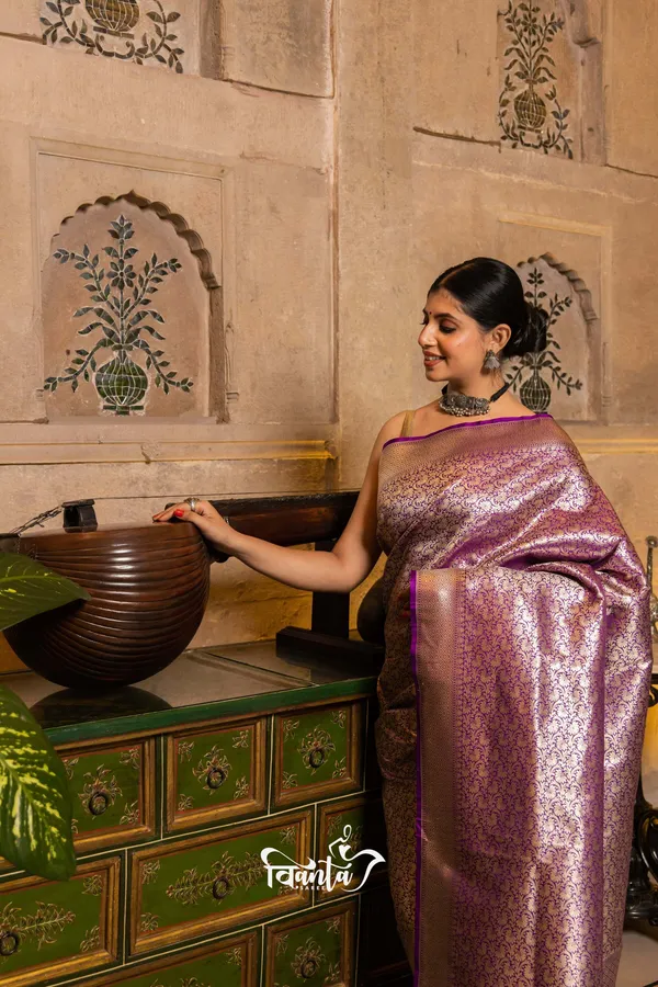 Woven_Kanjivaram_Jacquard_Banarasi_Saree