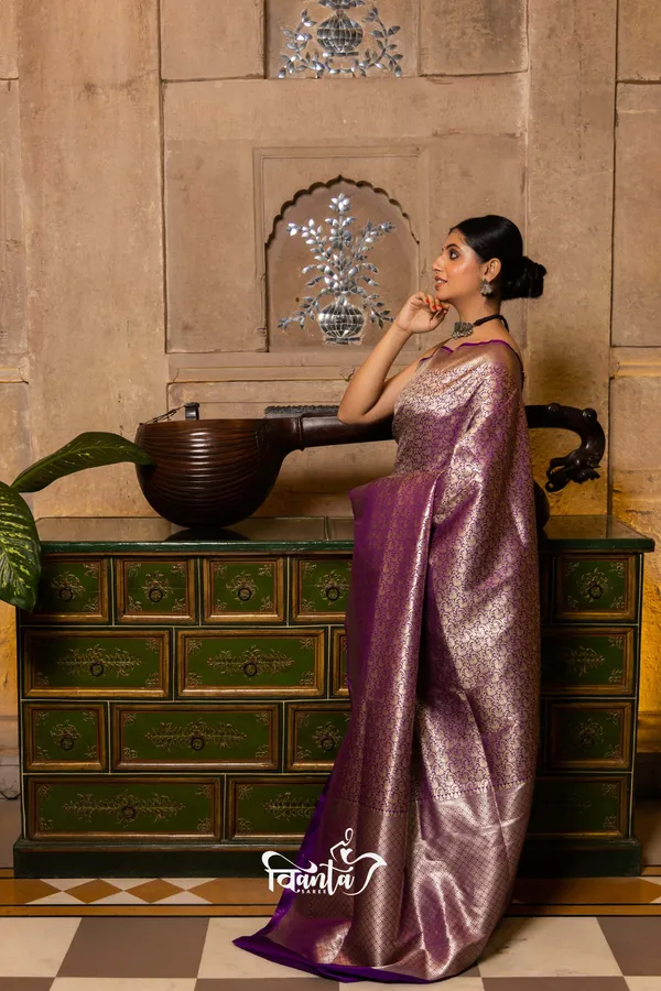 Woven_Kanjivaram_Jacquard_Banarasi_Saree
