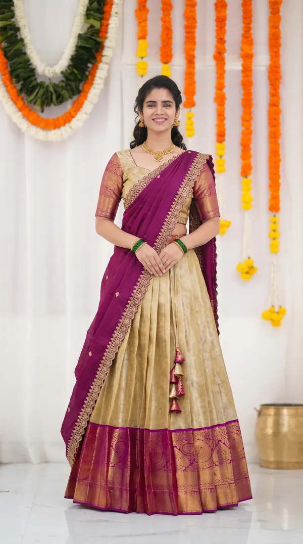 Kanjivaram_Silk_Zari_Half_Saree_stitched-Lehenga_With_Blouse_Along_With_Banarsi_Silk