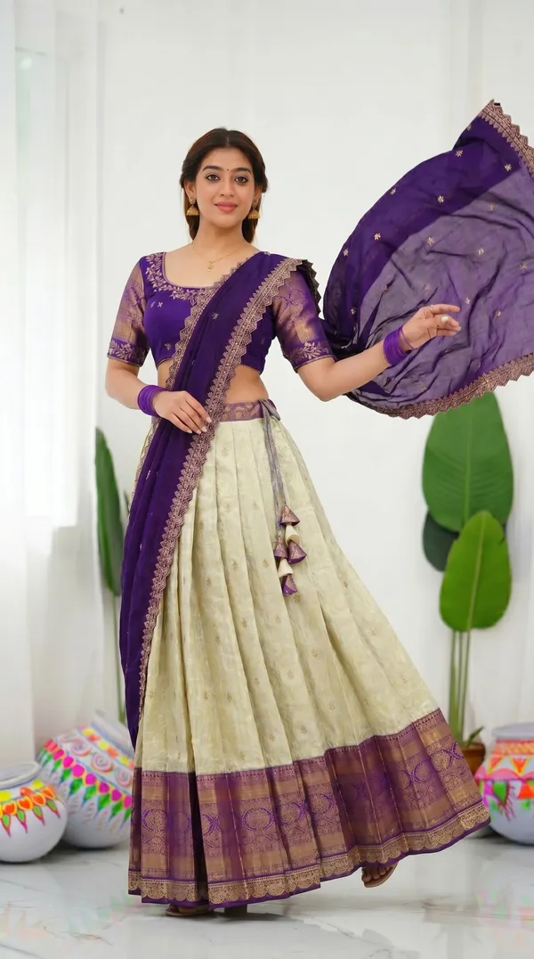 Kanjivaram_Silk_Zari_Half_Saree_stitched-Lehenga_With_Blouse_Along_With_Banarsi_Silk
