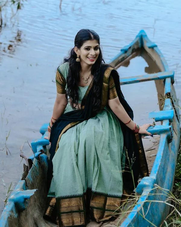 Kanjivaram_Silk_Zari_Half_Saree_Lehenga_With_Blouse_Along_With_Banarsi_Silk_Dupatta