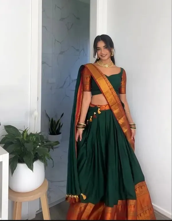 Kanjivaram_Silk_Zari_Half_Saree_Lehenga_With_Blouse_Along_With_Banarsi_Silk_Dupatta