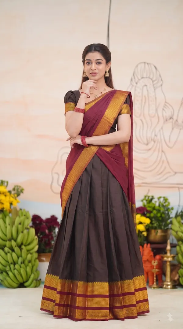 Traditional_Chocolate_Brown_Half_Saree_with_Red_Dhavani