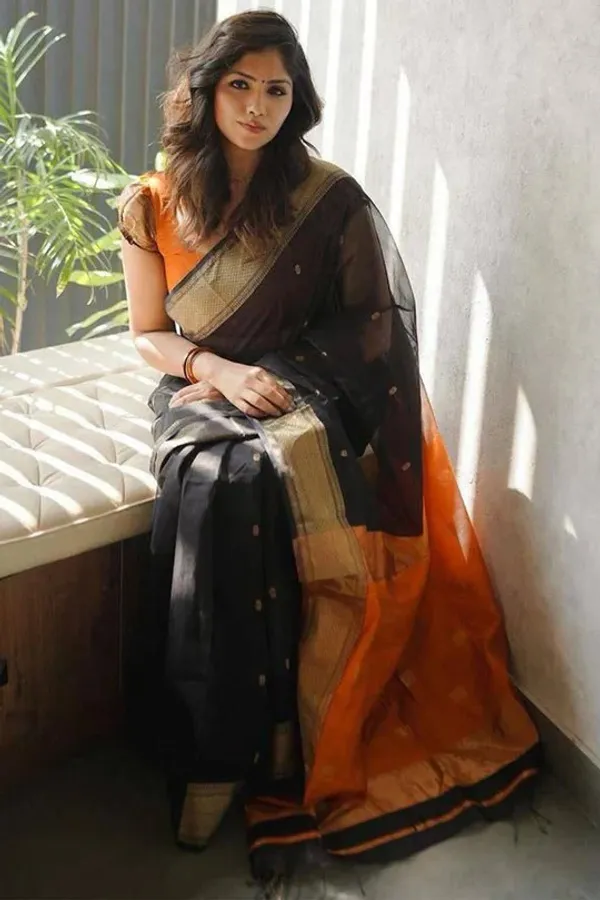Eclipse_Black_Maheshawari_Cotton_Silk_Saree