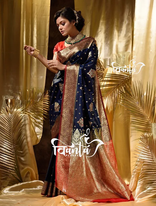 Blue_Woven_Kanjivaram_Banarasi_Jacquard_Sari