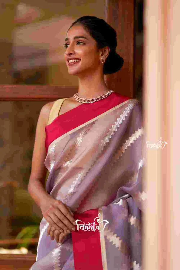 Woven_Kanjivaram,Banarasi_Jacquard_Soft_Silk_Saree