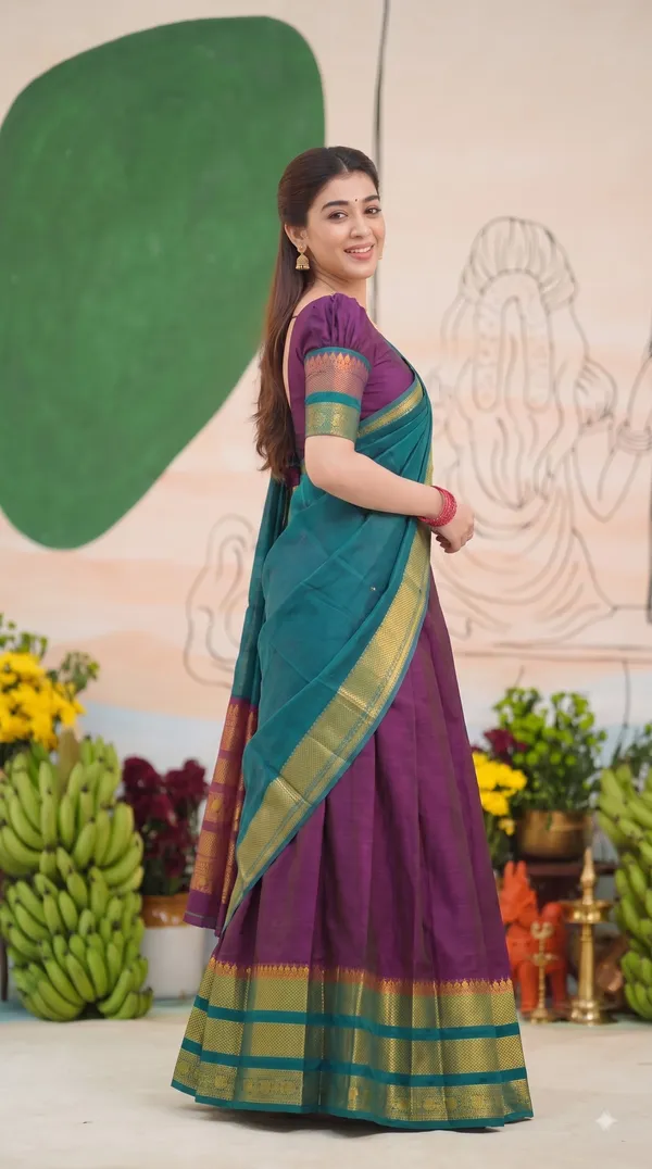 Traditional_Deep_Wine_Half_Saree_with_Rama_Dhavani