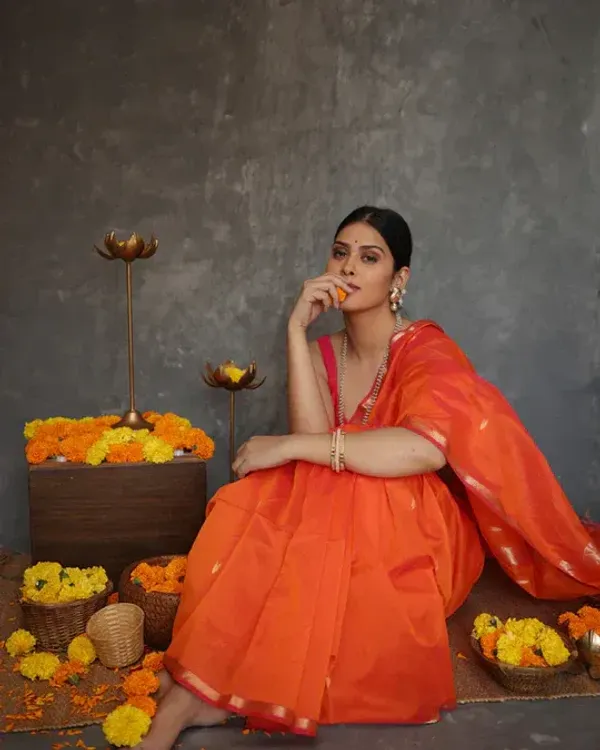Maheswari_Silk_Cotton_Saree_-_Orange
