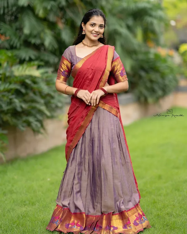 Kanjivaram_Silk_Zari_Half_Saree_Un-stitched_Lehenga_With_Blouse_Along_With_Banarsi_Silk