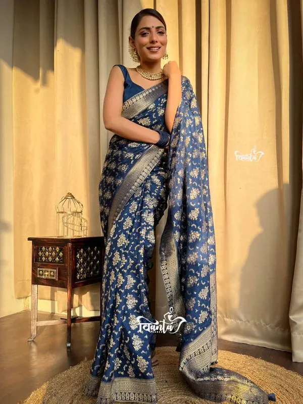 Woven_Kanjivaram,Banarasi_Jacquard_Soft_Silk_Saree
