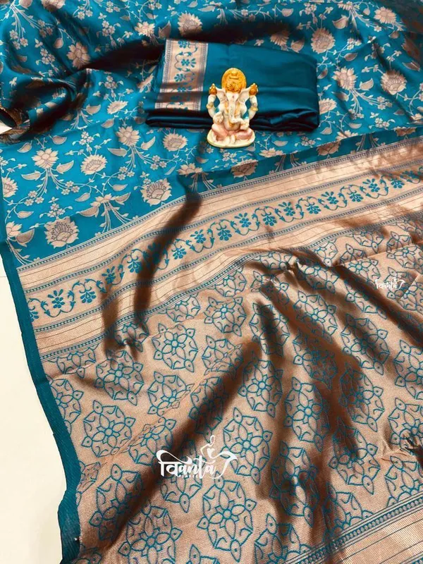 Woven_Kanjivaram_Jacquard_Banarasi_Saree