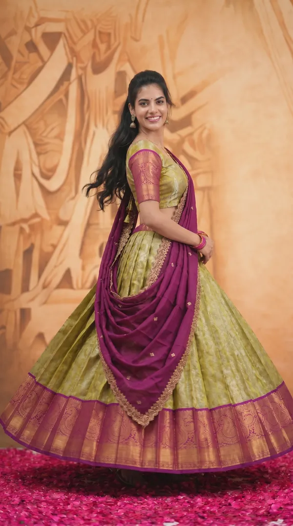 Kanjivaram_Silk_Zari_Half_Saree_stitched-Lehenga_With_Blouse_Along_With_Banarsi_Silk