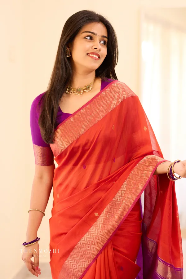Maheswari_Silk_Cotton_Saree_-_Orange