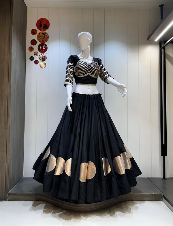 Black_Roman_Silk_Lehenga_Choli_For_Women