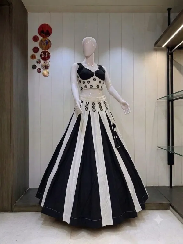 Black_And_White_Roman_Silk_Lehenga_Choli_For_Women