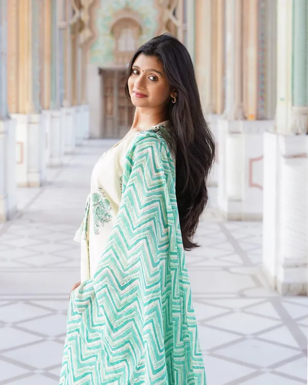 lvory_&_Sea_Green_Floral_Block_Print_Anarkali_Kurta_Set
