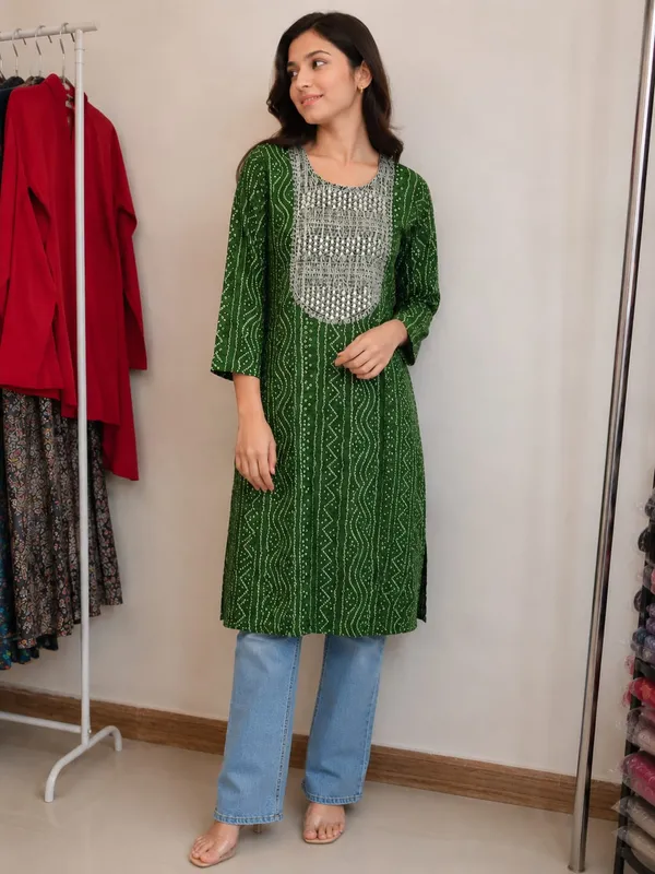 Bandhani_Cotton_Kurta_|_Resham_Embroidered_Yoke_with_Mirror_Work_|_Jaipur_Trendzz