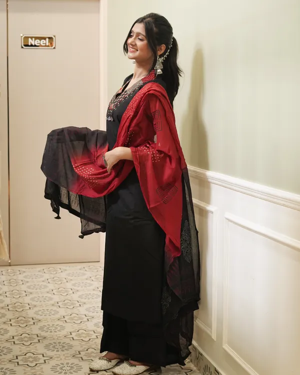 Black_Cotton_Kurta_with_Block_Print_Side_Panels_&_Wide-Leg_Palazzo_Set_|_Jaipur_Trendz
