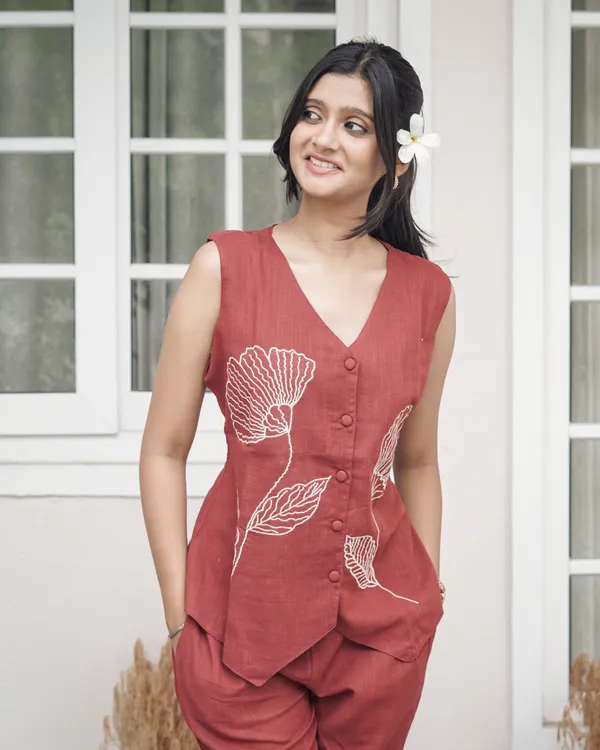 Elegance_in_Rust:_Hand-Embroidered_Floral_Linen_Co-Ord_Set