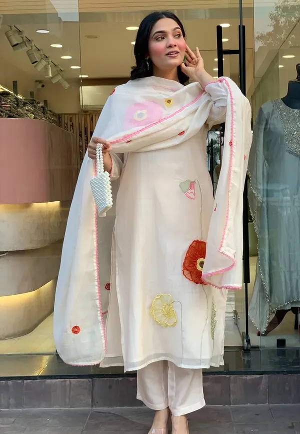 Hand-Appliqué_Mul_Cotton_Suit_Set