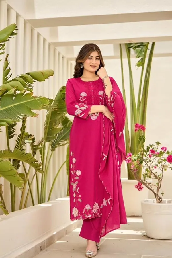 Heavy_Cotton_3_Piece_Suit_Set_With_Embroidery_Dupatta