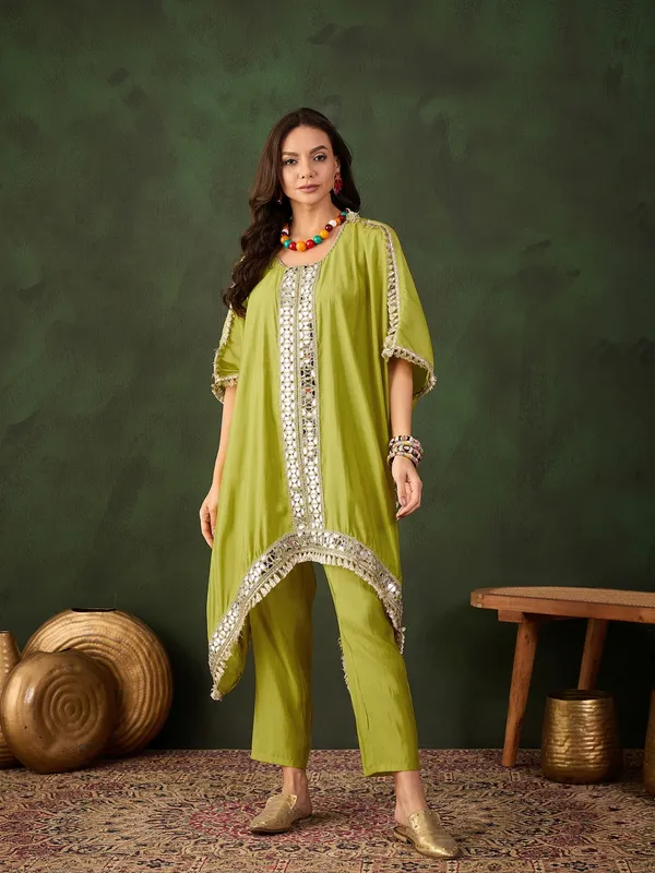 Heavy_Muslin_Mirror_Work_Kaftan_Set