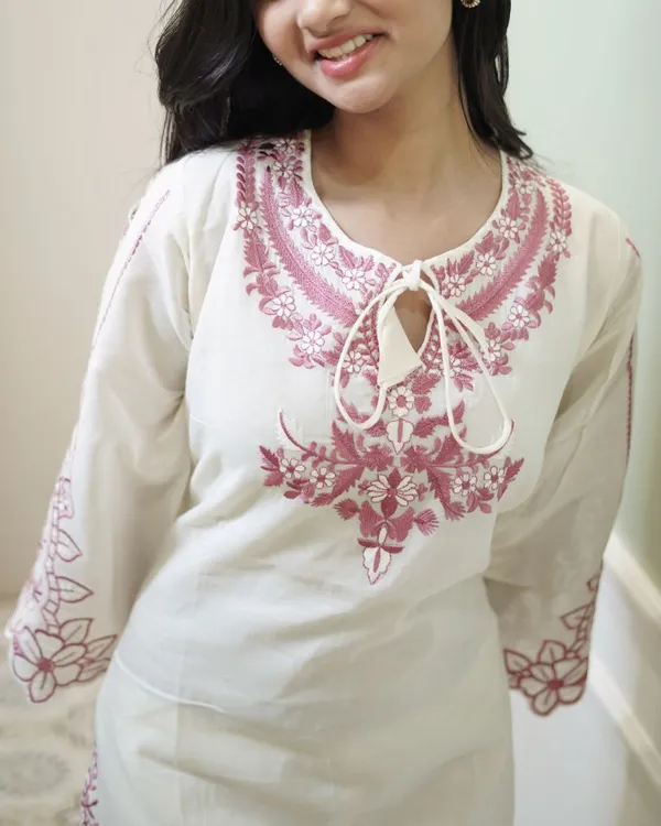 Ivory_Cotton_Kurta_Set_with_Intricate_Magenta_Floral_Embroidery_(3-Piece_Set)